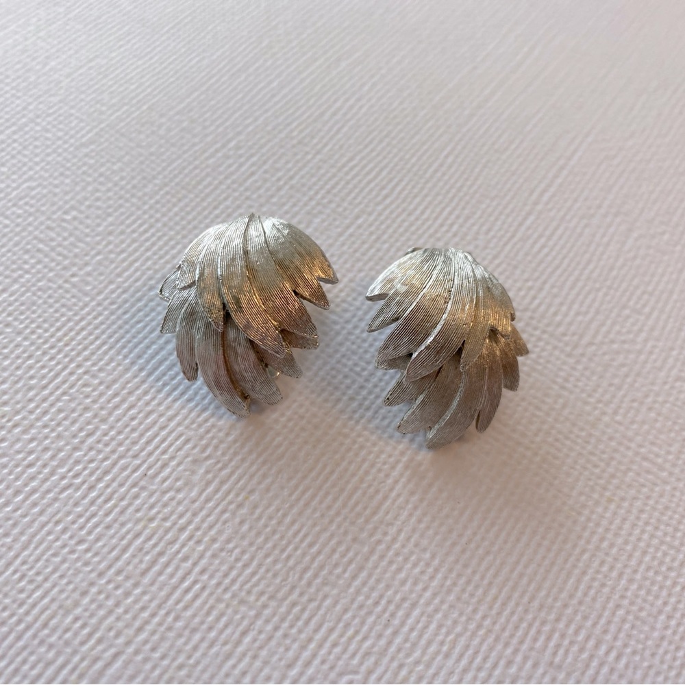 Vintage Silver Leaf Earrings Clip On